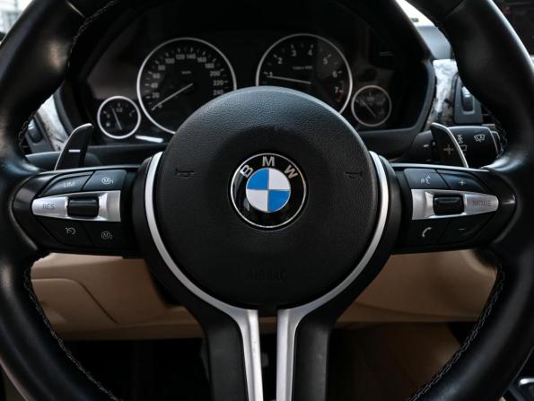 BMW 3 серии VI (F3x) с пробегом 2013 года, цена 2 033 000 рублей, 145965 км, седан, Автокод Объявления