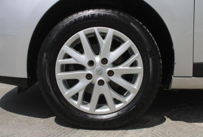 Renault Megane III Рестайлинг с пробегом 2013 года, цена 880 000 рублей, 103750 км, хэтчбек, Автокод Объявления