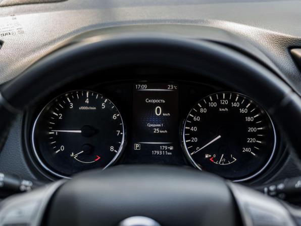 Nissan Qashqai II с пробегом 2014 года, цена 1 200 000 рублей, 179263 км, внедорожник, Автокод Объявления