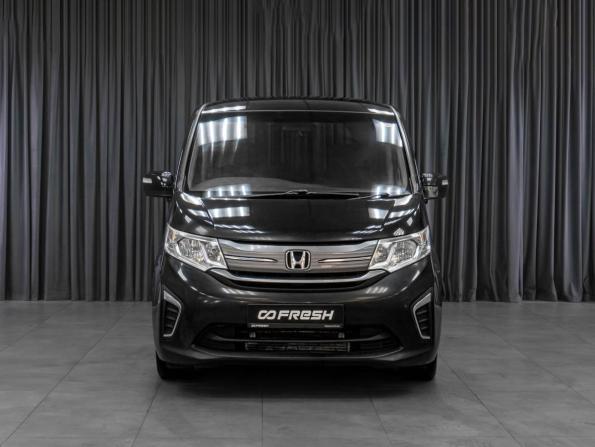 Honda Stepwgn V с пробегом 2015 года, цена 1 549 000 рублей, 153938 км, минивэн, Автокод Объявления