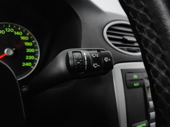 Ford Focus II с пробегом 2005 года, цена 349 000 рублей, 272150 км, седан, Автокод Объявления