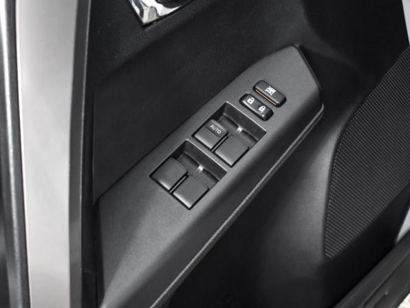 Toyota RAV4 IV (XA40) Рестайлинг с пробегом 2018 года, цена 2 690 000 рублей, 97447 км, внедорожник, Автокод Объявления