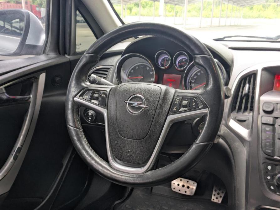 Opel Astra J Екатеринбург  - изображение 9