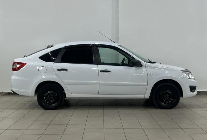 Lada (ВАЗ) Granta I с пробегом 2015 года, цена 543 367 рублей, 187197 км, лифтбек, Автокод Объявления