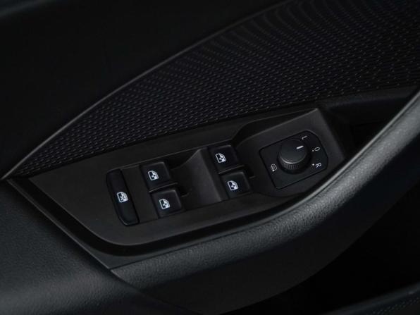 Skoda Octavia IV (A8) с пробегом 2022 года, цена 1 816 053 рубля, 145605 км, лифтбек, Автокод Объявления