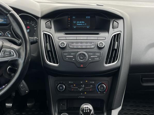 Ford Focus III Рестайлинг с пробегом 2017 года, цена 1 350 000 рублей, 78249 км, хэтчбек, Автокод Объявления