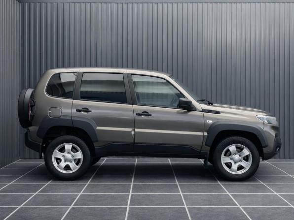 Lada (ВАЗ) Niva Travel I с пробегом 2024 года, цена 1 117 000 рублей, 37328 км, внедорожник, Автокод Объявления