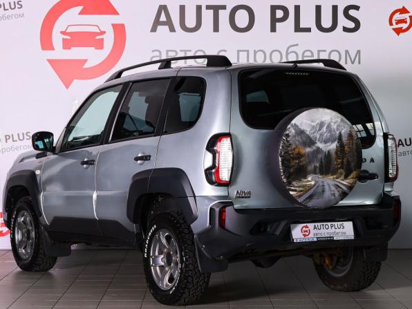 Lada (ВАЗ) Niva Travel I с пробегом 2022 года, цена 949 000 рублей, 84618 км, внедорожник, Автокод Объявления