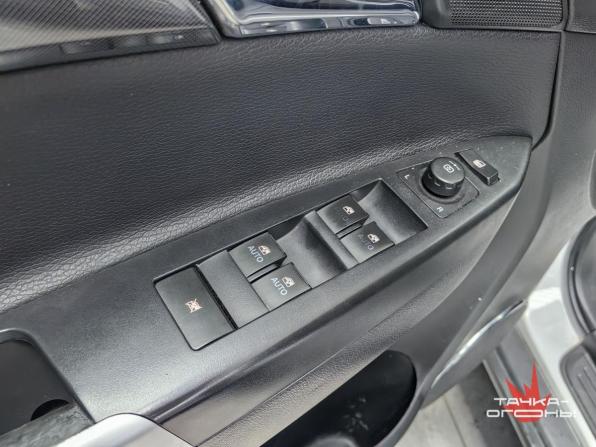 Opel Antara I Рестайлинг с пробегом 2014 года, цена 1 099 000 рублей, 156000 км, внедорожник, Автокод Объявления