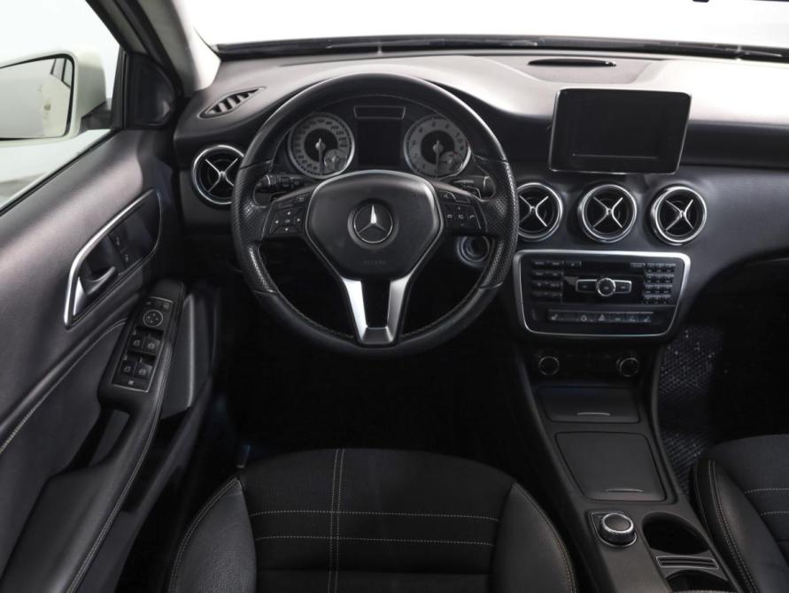 Mercedes-Benz A-Класс III (W176) Санкт-Петербург  - изображение 11