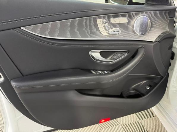 Mercedes-Benz E-Класс V (W213 S213 C238) Рестайлинг с пробегом 2020 года, цена 5 550 000 рублей, 41000 км, седан, Автокод Объявления