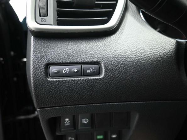 Nissan Qashqai II с пробегом 2016 года, цена 1 799 900 рублей, 70000 км, внедорожник, Автокод Объявления