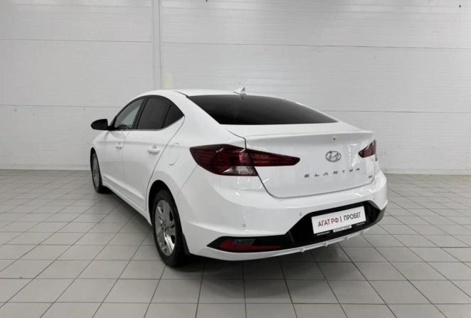 Hyundai Elantra VI (AD) Рестайлинг с пробегом 2019 года, цена 1 590 000 рублей, 185385 км, седан, Автокод Объявления