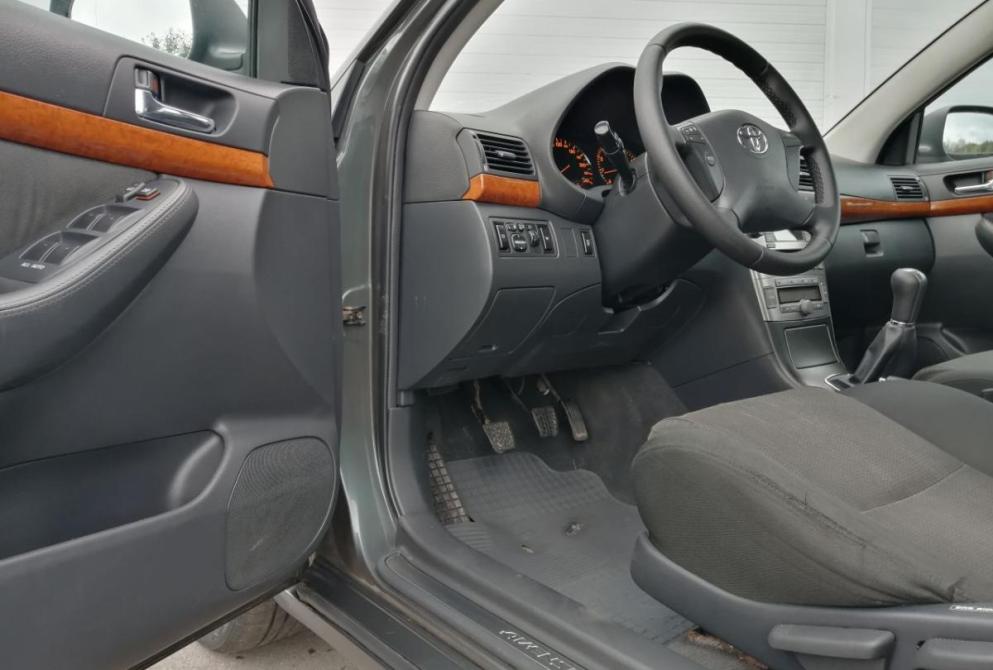Toyota Avensis II Рестайлинг Иваново  - изображение 11
