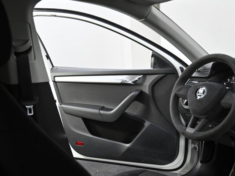 Skoda Octavia III (A7) Рестайлинг Москва  - изображение 12