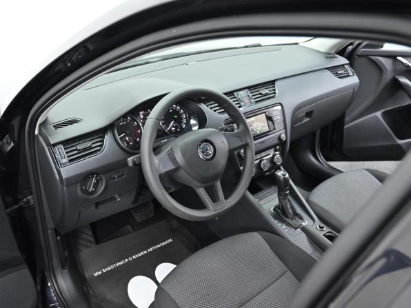 Skoda Octavia III (A7) с пробегом 2017 года, цена 1 049 000 рублей, 136000 км, лифтбек, Автокод Объявления