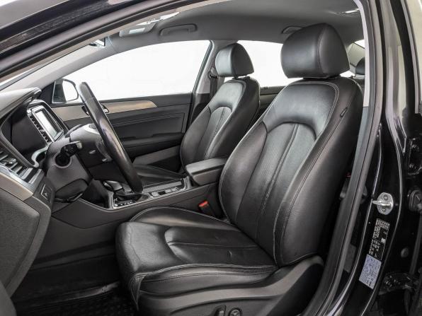 Hyundai Sonata VII (LF) Рестайлинг с пробегом 2017 года, цена 1 590 000 рублей, 148080 км, седан, Автокод Объявления