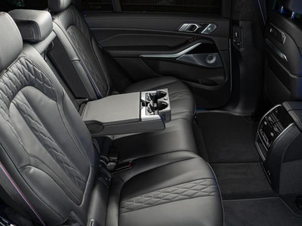 Новый BMW X7 I (G07) Рестайлинг 2026 года, цена 18 890 000 рублей, внедорожник, Автокод Объявления