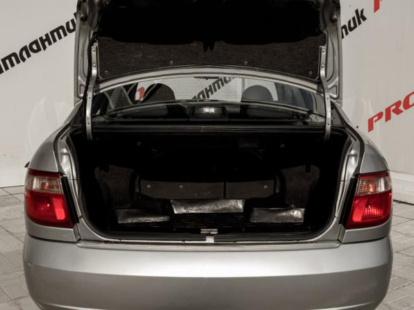 Nissan Almera II (N16) Рестайлинг с пробегом 2004 года, цена 295 000 рублей, 376718 км, седан, Автокод Объявления