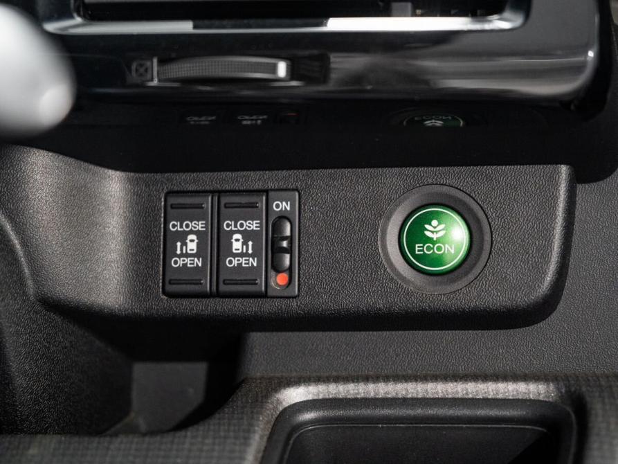 Honda Stepwgn V Рестайлинг Иркутск  - изображение 17