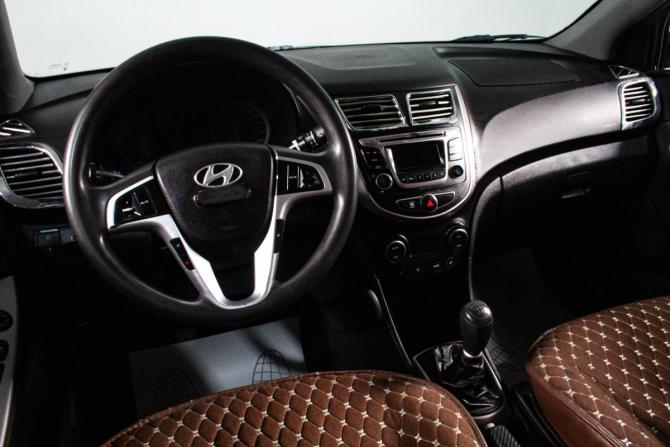 Hyundai Solaris I Рестайлинг с пробегом 2016 года, цена 779 000 рублей, 236210 км, седан, Автокод Объявления