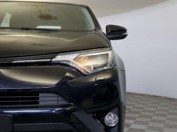 Toyota RAV4 IV (XA40) Рестайлинг с пробегом 2017 года, цена 2 435 000 рублей, 60000 км, внедорожник, Автокод Объявления