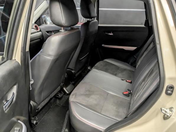 Suzuki Vitara II Рестайлинг с пробегом 2018 года, цена 1 690 000 рублей, 134411 км, внедорожник, Автокод Объявления