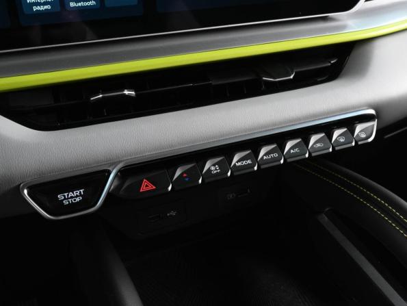 Geely Coolray I Рестайлинг с пробегом 2023 года, цена 2 399 000 рублей, 10660 км, внедорожник, Автокод Объявления
