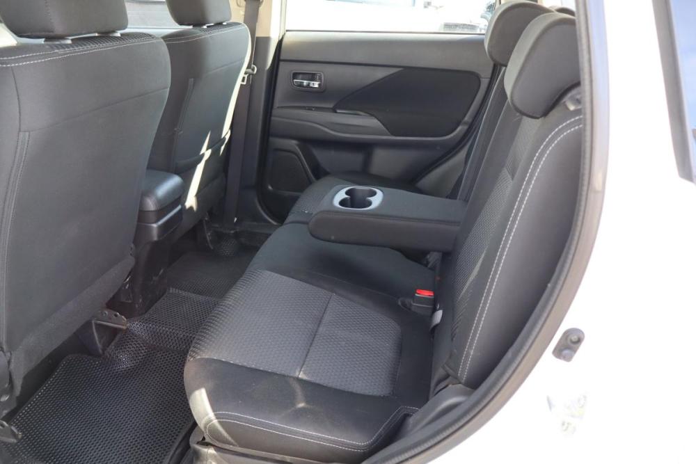 Mitsubishi Outlander III Рестайлинг 2 Санкт-Петербург  - изображение 14