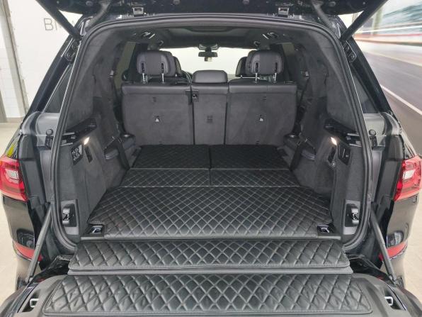 BMW X7 I (G07) с пробегом 2022 года, цена 9 900 000 рублей, 63398 км, внедорожник, Автокод Объявления