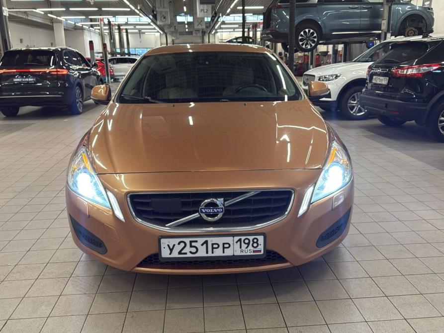 Volvo S60 II Санкт-Петербург  - изображение 1