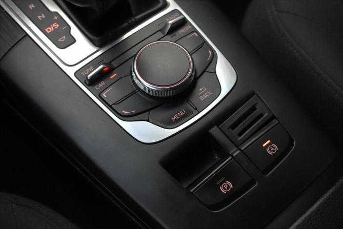Audi A3 III (8V) с пробегом 2013 года, цена 1 000 000 рублей, 223939 км, хэтчбек, Автокод Объявления