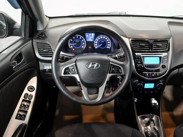 Hyundai Solaris I с пробегом 2013 года, цена 870 000 рублей, 161686 км, седан, Автокод Объявления