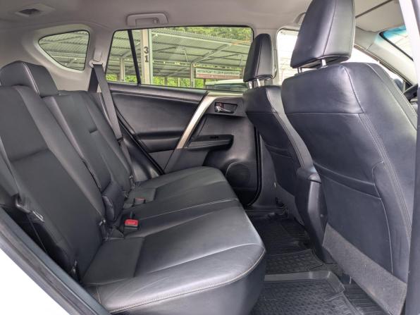 Toyota RAV4 IV (XA40) с пробегом 2015 года, цена 1 744 900 рублей, 155000 км, внедорожник, Автокод Объявления