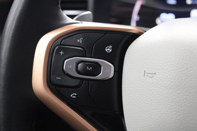 Haval Jolion I Рестайлинг с пробегом 2024 года, цена 2 186 000 рублей, 38121 км, внедорожник, Автокод Объявления