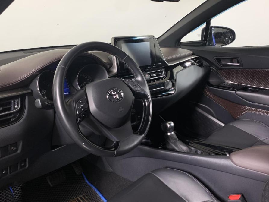 Toyota C-HR I Москва  - изображение 11