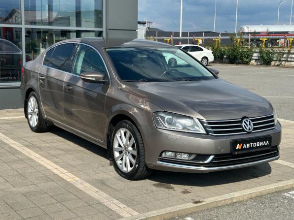 Volkswagen Passat B7 с пробегом 2011 года, цена 950 000 рублей, 187613 км, седан, Автокод Объявления