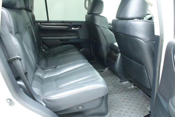 Lexus LX III Рестайлинг 2 с пробегом 2017 года, цена 6 499 000 рублей, 195065 км, внедорожник, Автокод Объявления