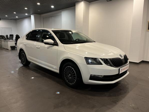 Skoda Octavia III (A7) Рестайлинг с пробегом 2019 года, цена 1 800 000 рублей, 114117 км, лифтбек, Автокод Объявления