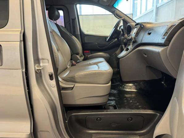 Hyundai Grand Starex I с пробегом 2013 года, цена 1 720 000 рублей, 213026 км, минивэн, Автокод Объявления