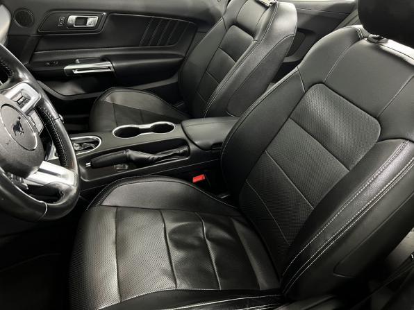 Ford Mustang VI Рестайлинг с пробегом 2019 года, цена 2 799 000 рублей, 80000 км, кабриолет, Автокод Объявления