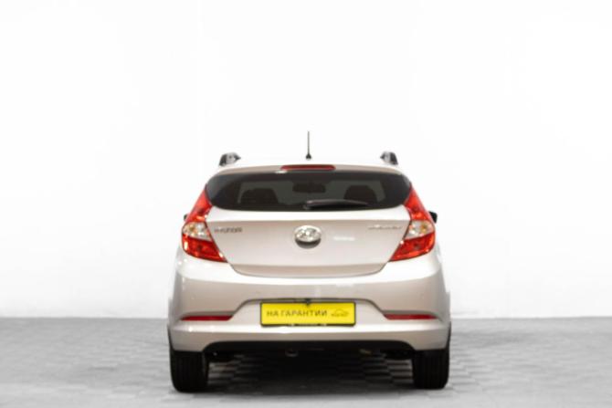 Hyundai Solaris I Рестайлинг с пробегом 2015 года, цена 1 289 000 рублей, 91000 км, хэтчбек, Автокод Объявления