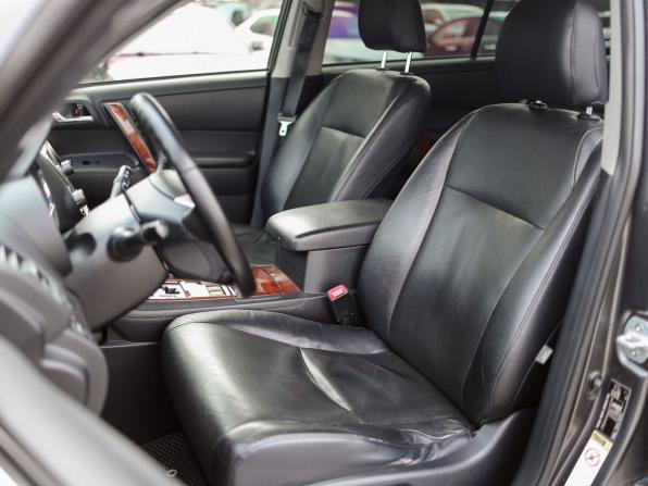 Toyota Highlander II (XU40) Рестайлинг с пробегом 2012 года, цена 1 899 000 рублей, 227230 км, внедорожник, Автокод Объявления