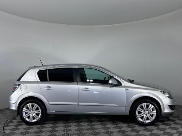 Opel Astra H Рестайлинг с пробегом 2011 года, цена 597 000 рублей, 162356 км, хэтчбек, Автокод Объявления