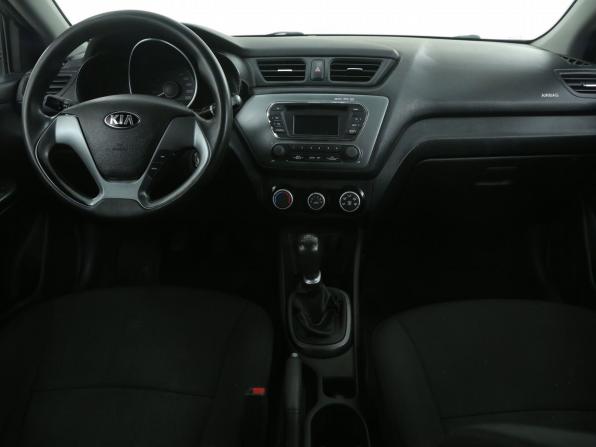 Kia Rio III Рестайлинг с пробегом 2015 года, цена 619 000 рублей, 208000 км, седан, Автокод Объявления