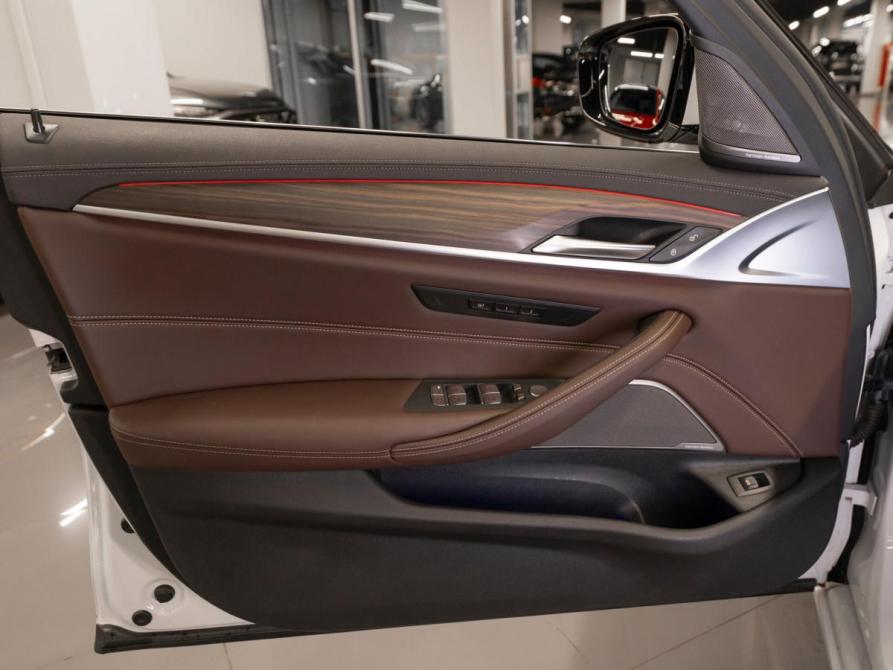 BMW 5 серии VII (G30/G31/G38) Рестайлинг Москва  - изображение 18