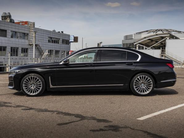 BMW 7 серии VI (G11/G12) Рестайлинг с пробегом 2020 года, цена 5 850 000 рублей, 134785 км, седан, Автокод Объявления