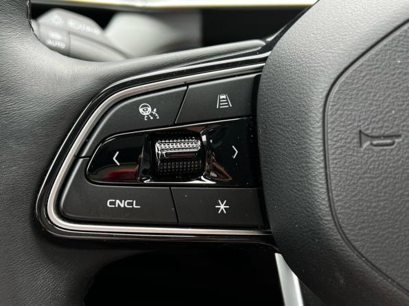 Geely Atlas II с пробегом 2025 года, цена 3 299 000 рублей, 6169 км, внедорожник, Автокод Объявления