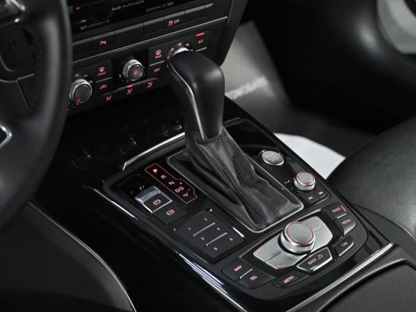 Audi A6 IV (C7) Рестайлинг с пробегом 2015 года, цена 1 599 000 рублей, 105000 км, седан, Автокод Объявления