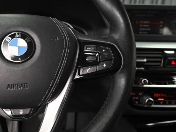 BMW 5 серии VII (G30/G31/G38) с пробегом 2018 года, цена 3 260 000 рублей, 143922 км, седан, Автокод Объявления